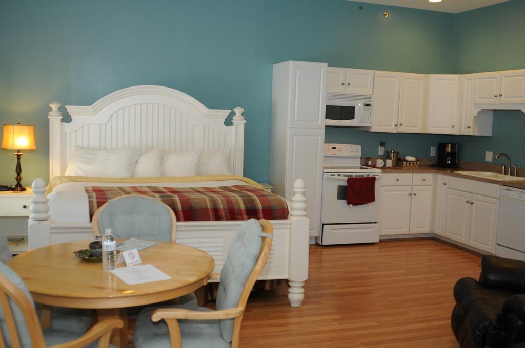 Acorn Hill Lodge And Spa 린츠버그 객실 사진