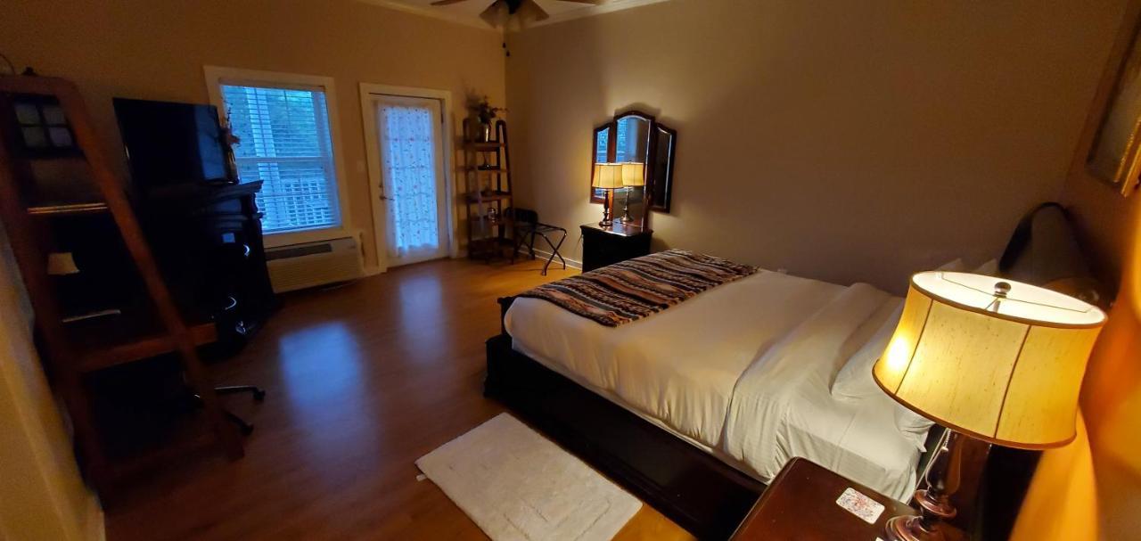 Acorn Hill Lodge And Spa 린츠버그 외부 사진
